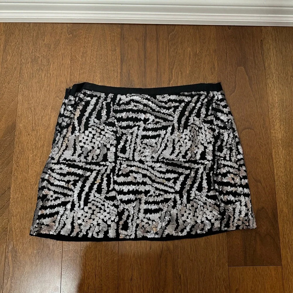 Theory Sequinned Miniskirt Sz. 8 - Picture 5 of 5